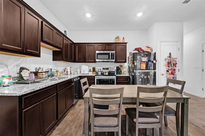 Image No.7-3 Bed Townhouse for sale