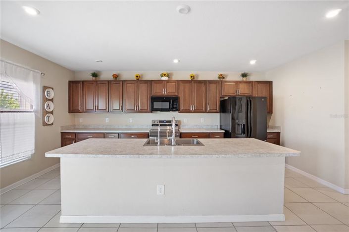 Image No.12-4 Bed Property for sale