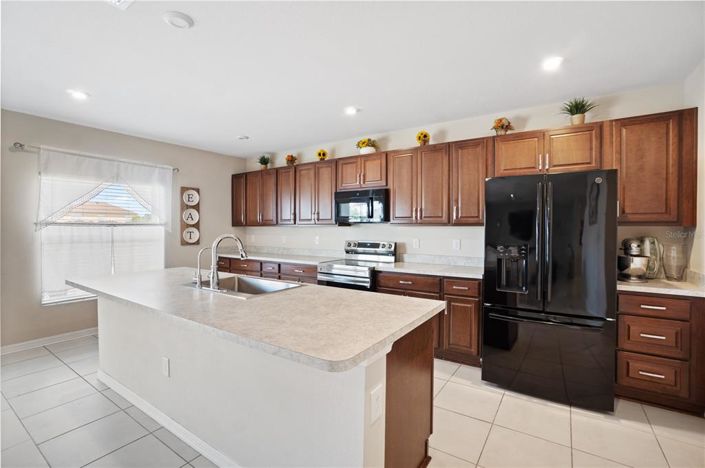 Image No.15-4 Bed Property for sale