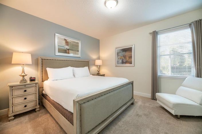 Image No.23-8 Bed Property for sale