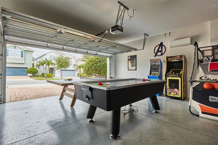 Image No.38-8 Bed Property for sale