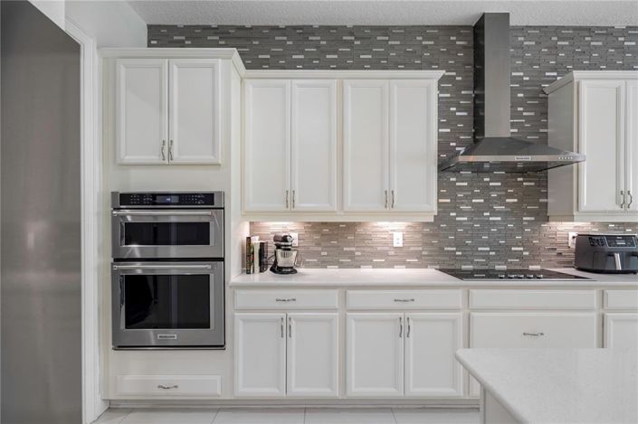 Image No.23-6 Bed Property for sale