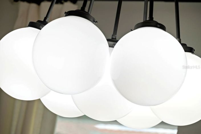 Image No.33-6 Bed Property for sale