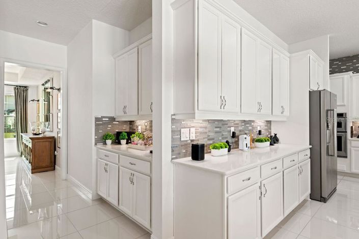 Image No.35-6 Bed Property for sale