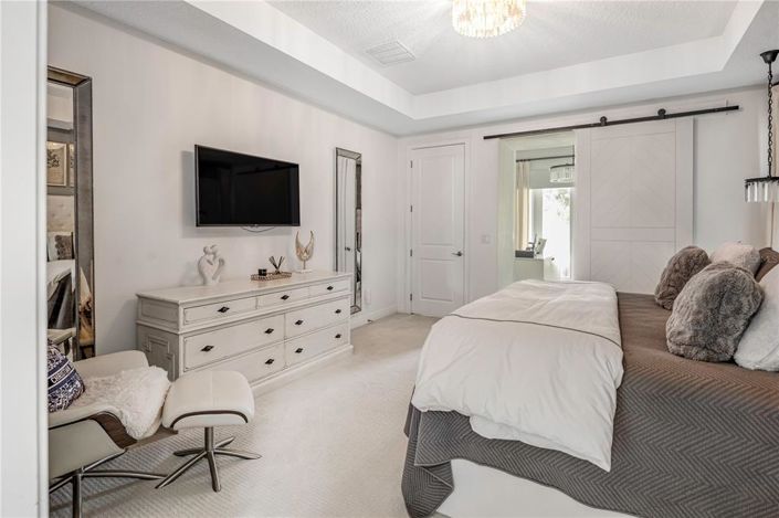 Image No.38-6 Bed Property for sale