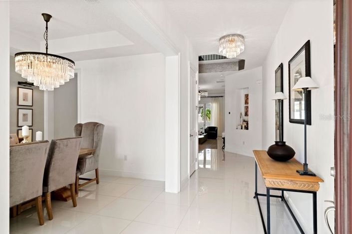 Image No.4-6 Bed Property for sale