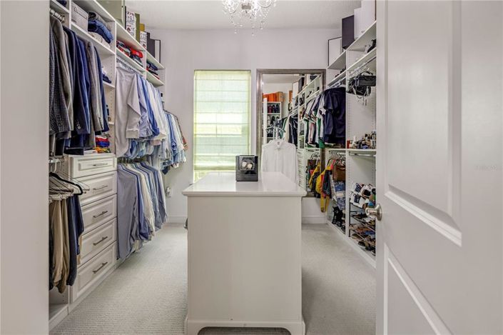 Image No.49-6 Bed Property for sale