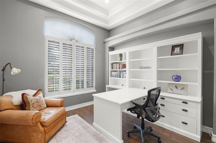 Image No.17-5 Bed Property for sale