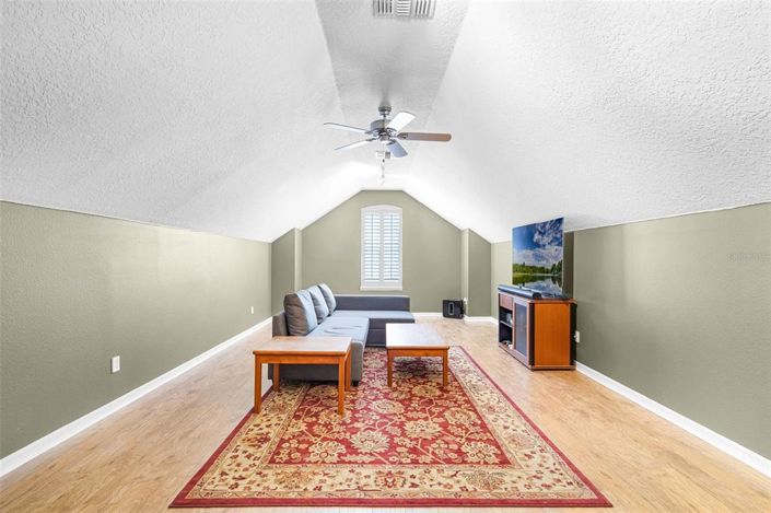 Image No.31-5 Bed Property for sale