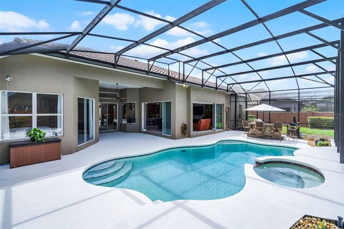 Image No.38-5 Bed Property for sale