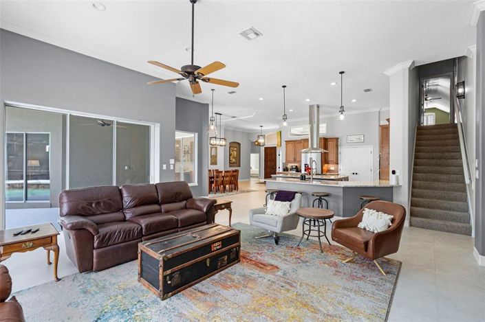 Image No.4-5 Bed Property for sale