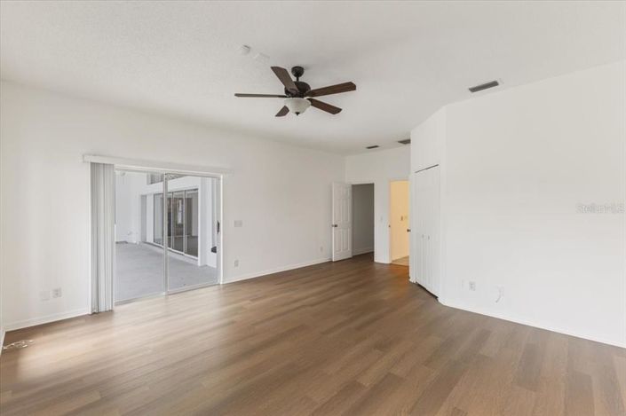 Image No.20-3 Bed Property for sale