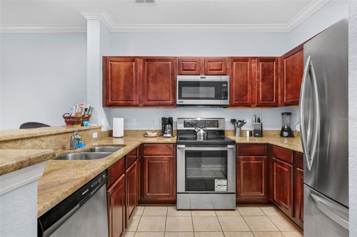 Image No.13-3 Bed Property for sale