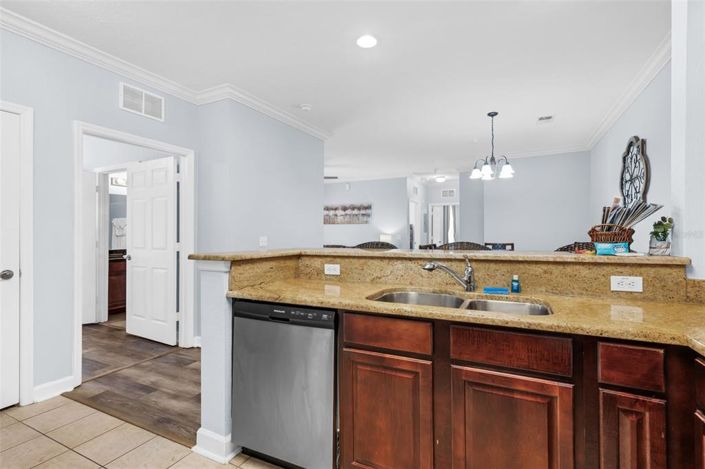 Image No.15-3 Bed Property for sale