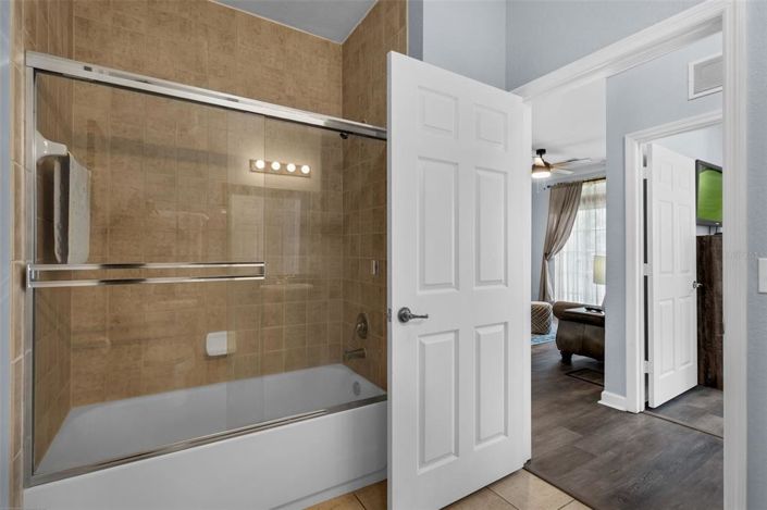 Image No.18-3 Bed Property for sale