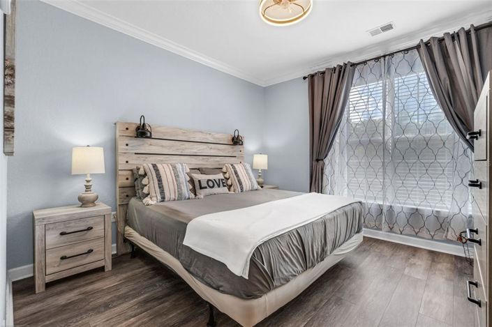 Image No.21-3 Bed Property for sale