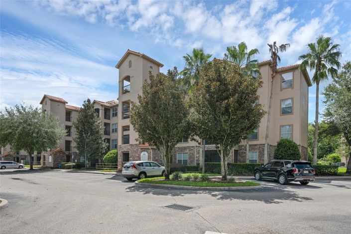 Image No.4-3 Bed Property for sale