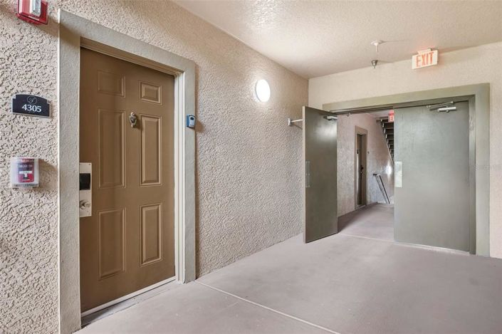 Image No.5-3 Bed Property for sale