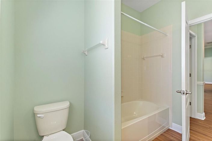 Image No.27-4 Bed Property for sale