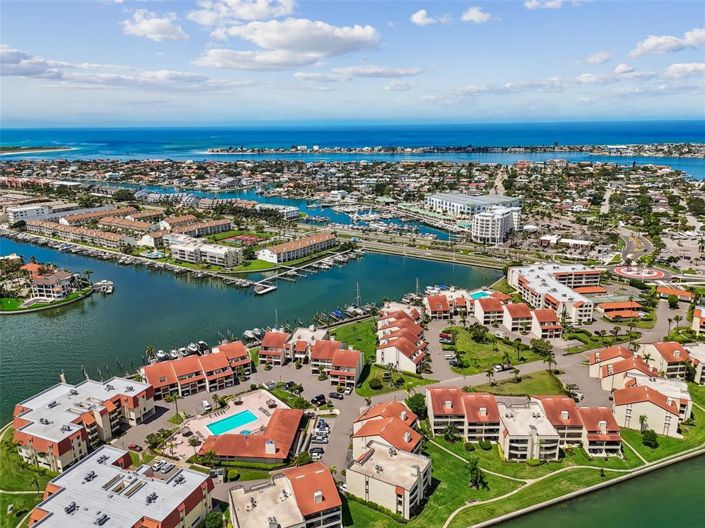 Image No.38-3 Bed Property for sale