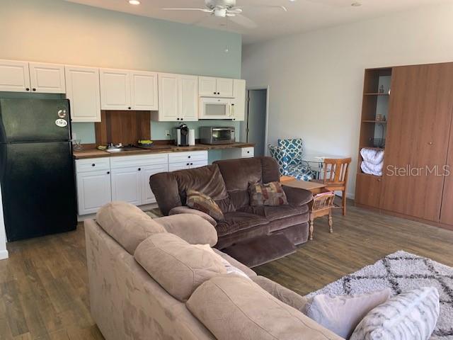 Image No.45-4 Bed Property for sale