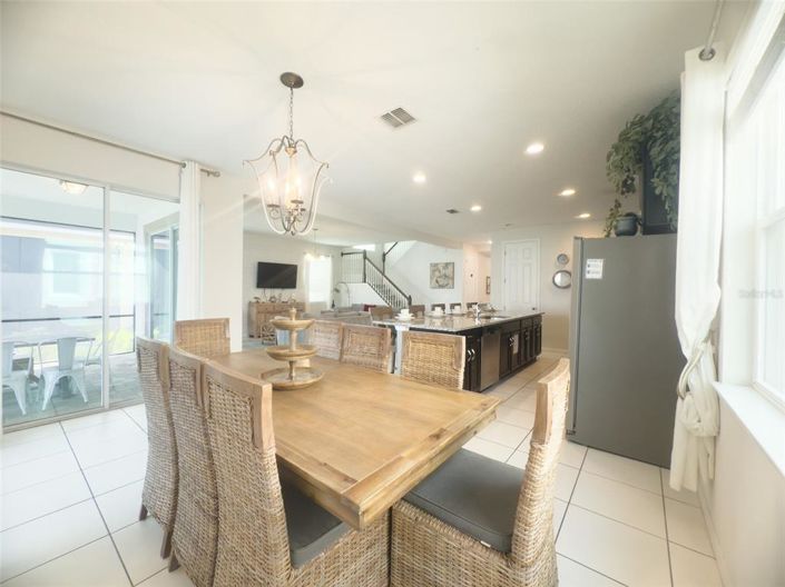 Image No.19-6 Bed Property for sale