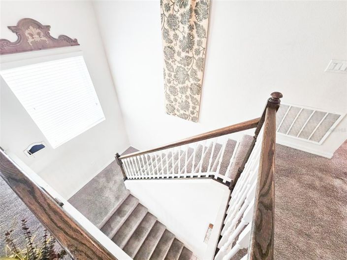 Image No.23-6 Bed Property for sale