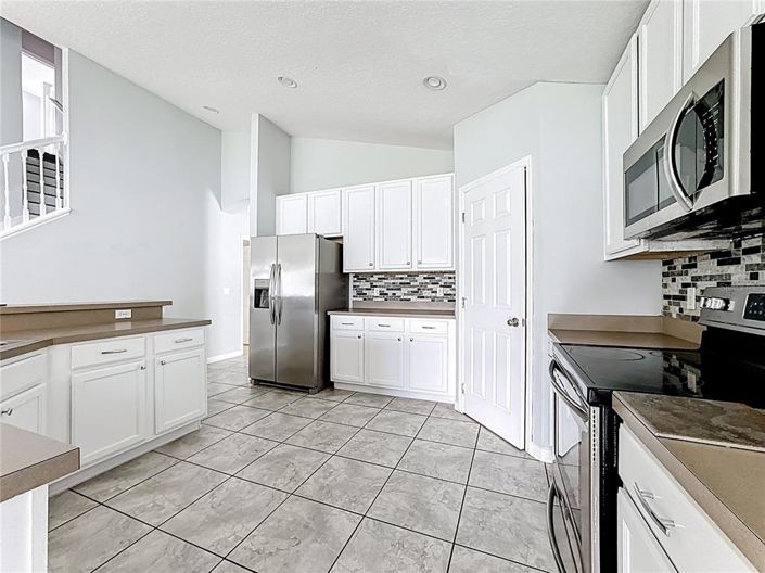 Image No.11-4 Bed Property for sale