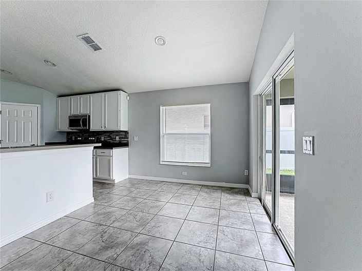 Image No.14-4 Bed Property for sale