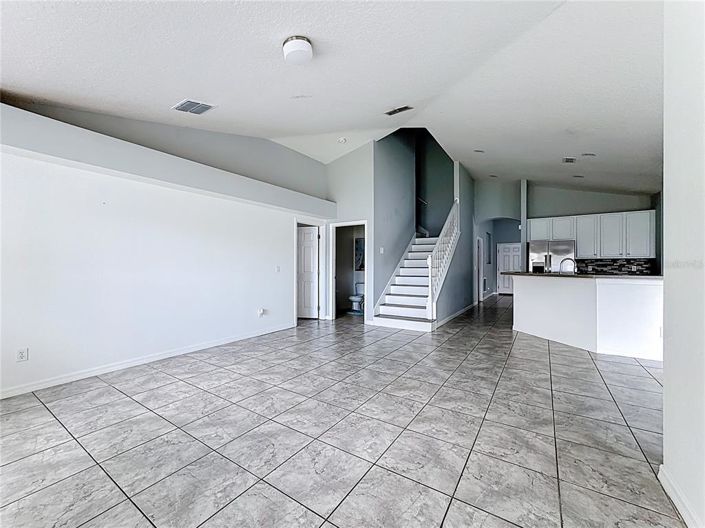 Image No.17-4 Bed Property for sale