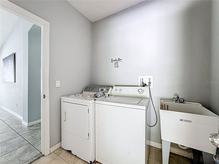 Image No.33-4 Bed Property for sale