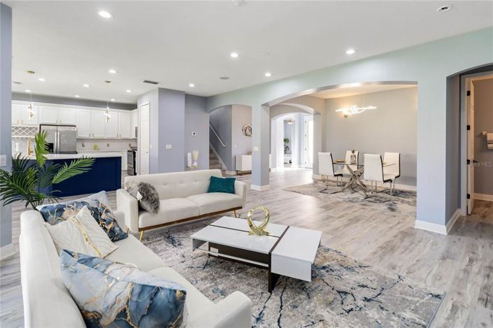 Image No.12-4 Bed Property for sale