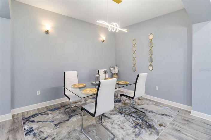 Image No.13-4 Bed Property for sale