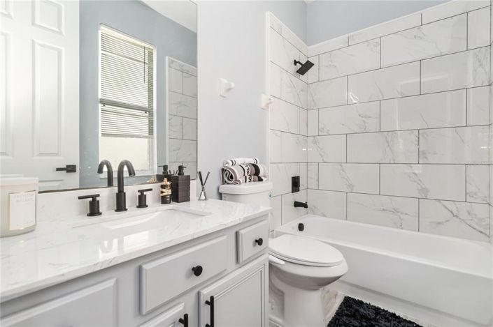 Image No.18-4 Bed Property for sale