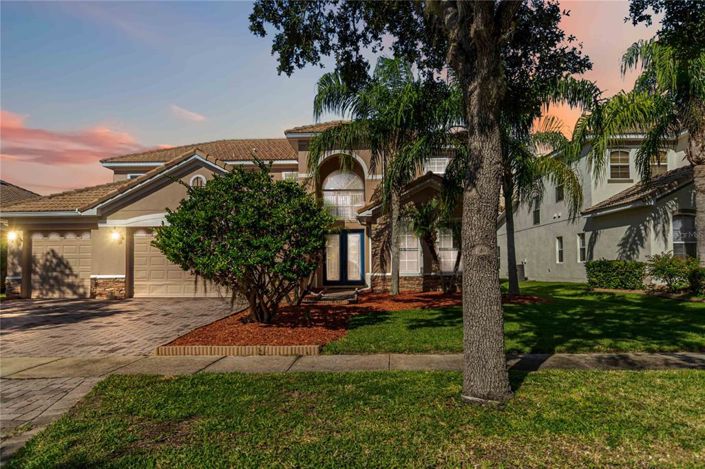 Image No.2-4 Bed Property for sale