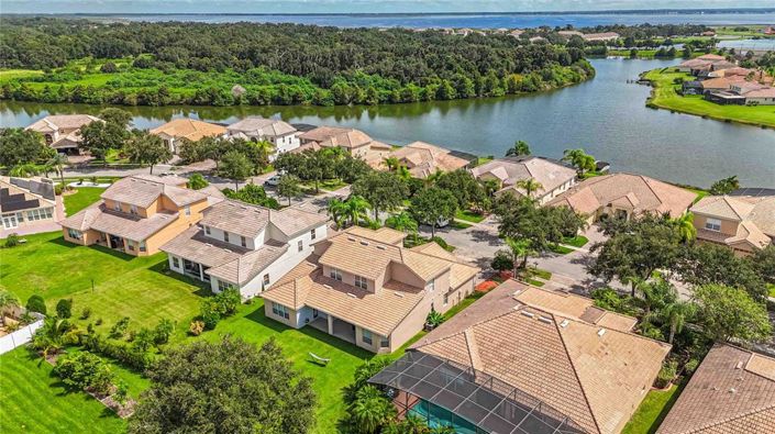 Image No.53-4 Bed Property for sale