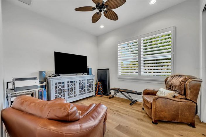 Image No.20-4 Bed Property for sale