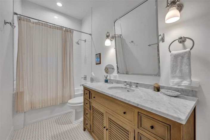 Image No.21-4 Bed Property for sale