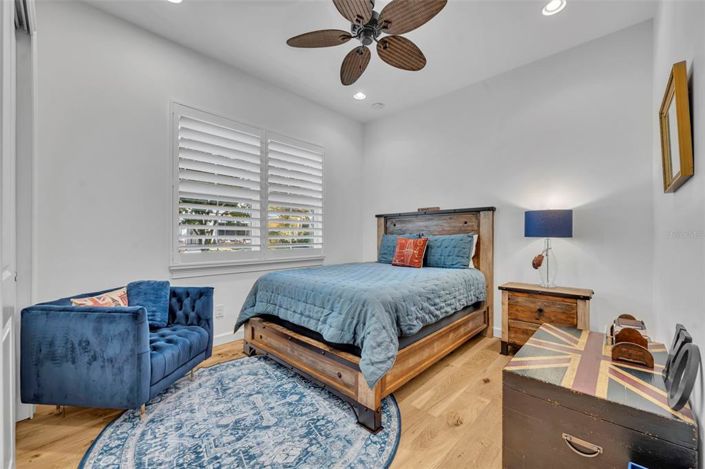 Image No.22-4 Bed Property for sale