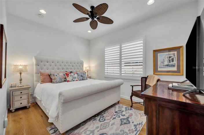 Image No.23-4 Bed Property for sale