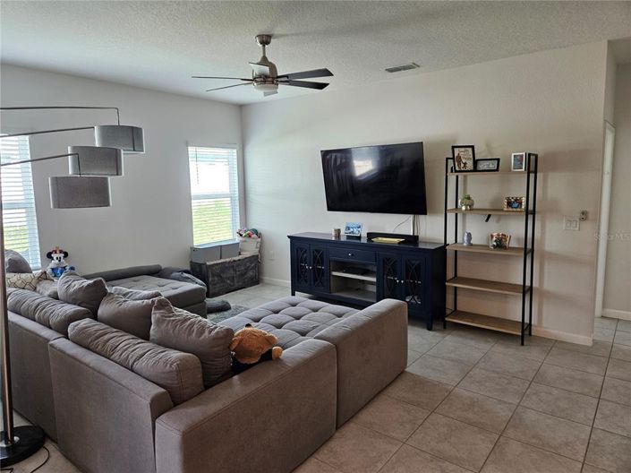 Image No.16-3 Bed Property for sale