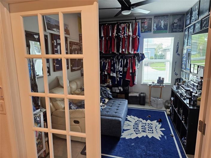 Image No.25-3 Bed Property for sale