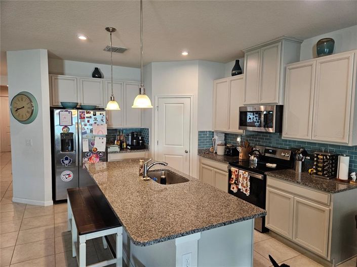 Image No.7-3 Bed Property for sale