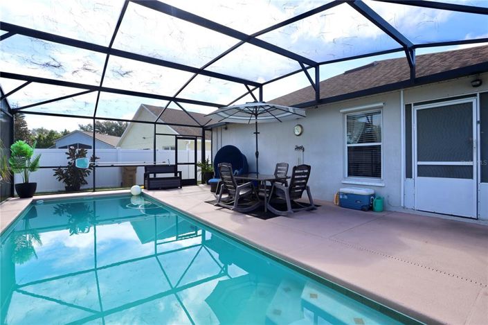 Image No.19-3 Bed Property for sale