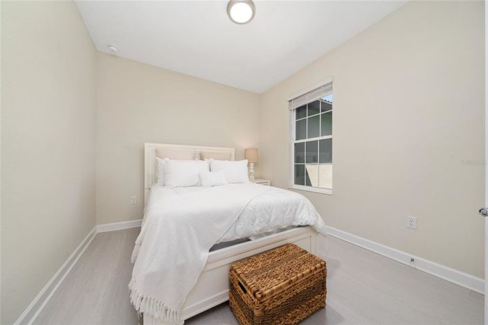 Image No.24-5 Bed Townhouse for sale