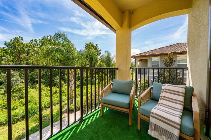 Image No.34-5 Bed Townhouse for sale