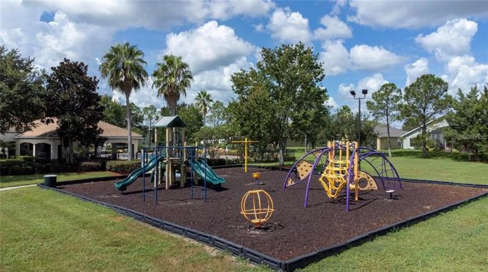 Image No.27-4 Bed Property for sale