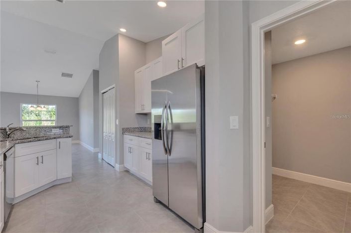 Image No.11-4 Bed Property for sale