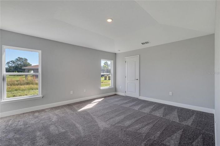 Image No.12-4 Bed Property for sale