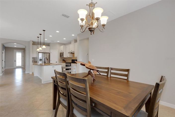 Image No.17-2 Bed Property for sale